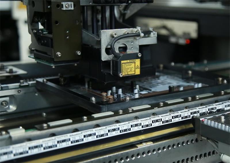 購(gòu)買異形插件機(jī)時(shí)不要只看重價(jià)格還需注意這幾點(diǎn)