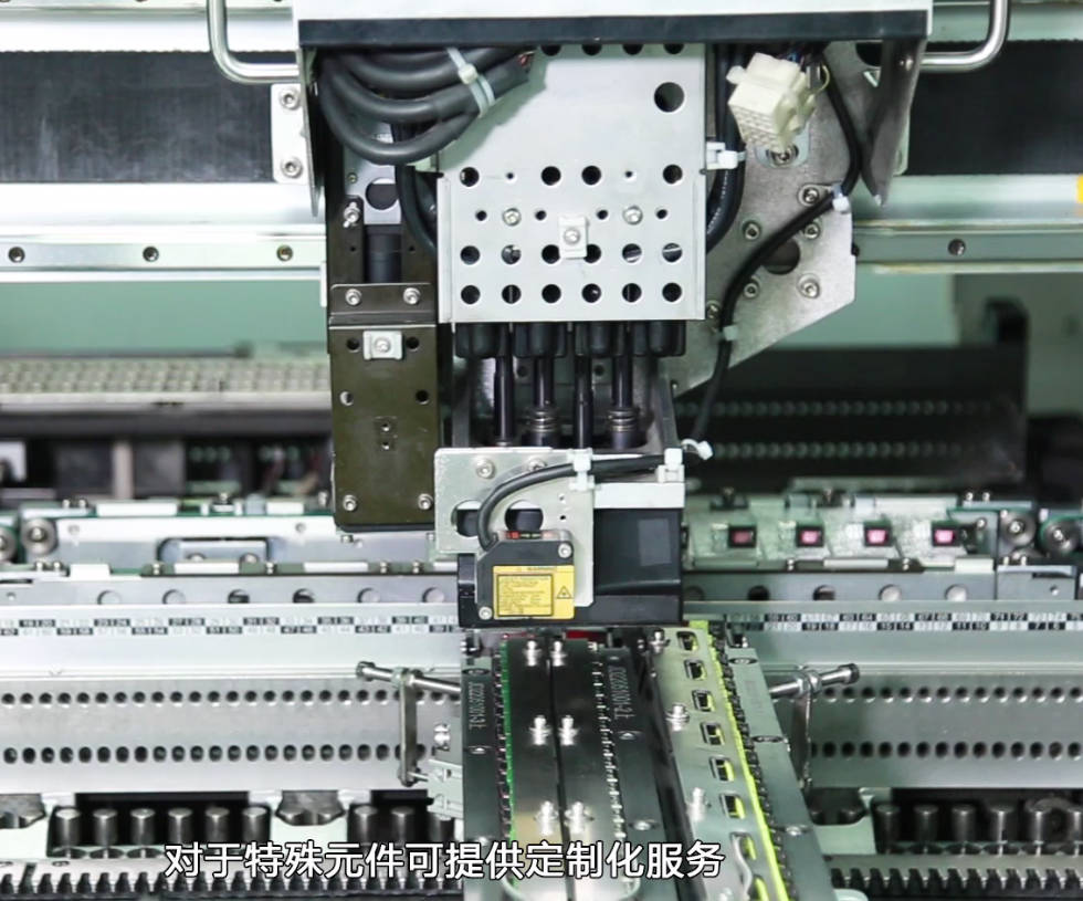 遙控電路板插件機玩具行業(yè)自動化生產(chǎn)的新設(shè)備