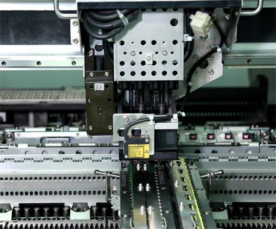 節(jié)能電源插件機：綠色制造的新動力