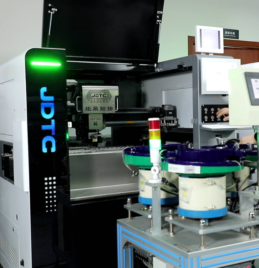 詳細分析立式插件機設備在醫療行業上的應用