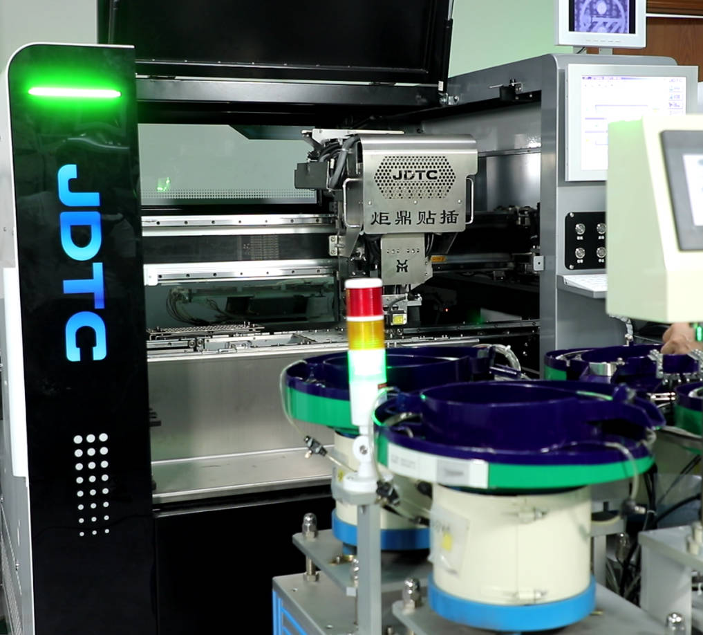 異形電容插件機電子精密制造的智能化新設備