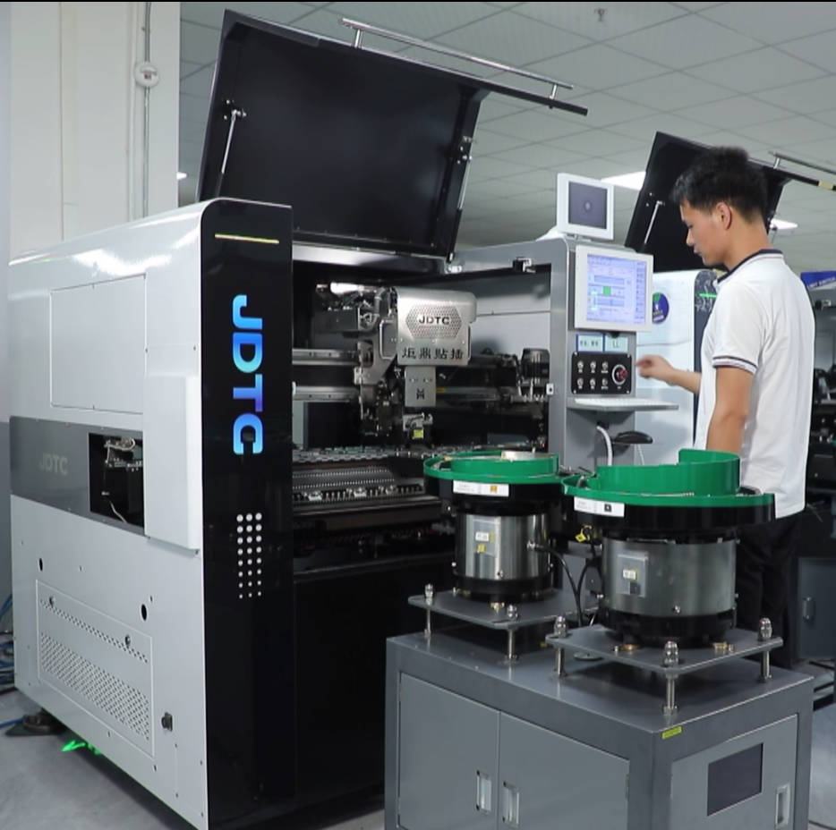 二極管三極管插件機(jī)：電子組裝的精準(zhǔn)助手