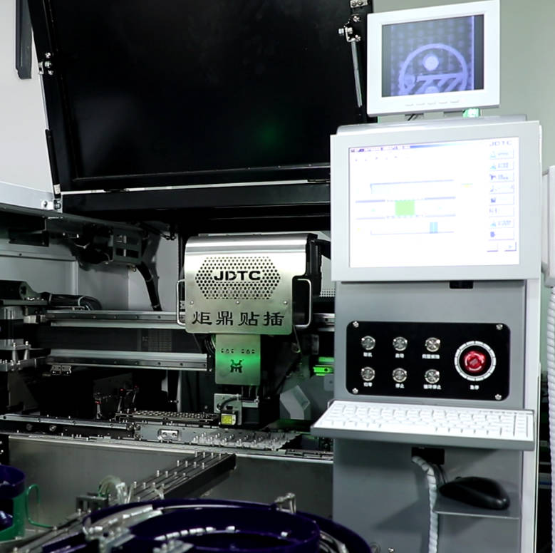 AI插件機(jī)：智能化生產(chǎn)的原理與優(yōu)勢(shì)