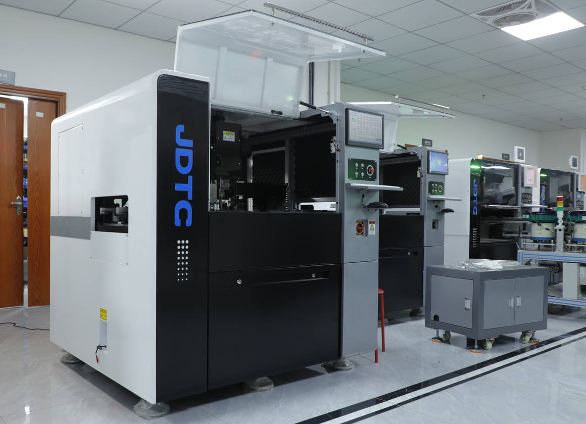 深圳異形插件機(jī)引領(lǐng)電子行業(yè)自動化新風(fēng)尚