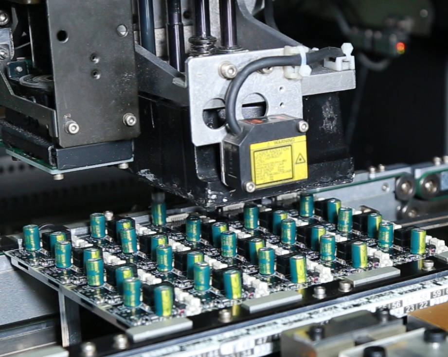 PCB電容插件機提升電子制造效率的關鍵設備