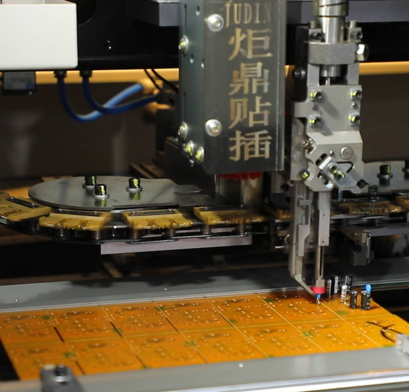 異形插件機(jī)在電子制造中的應(yīng)用案例